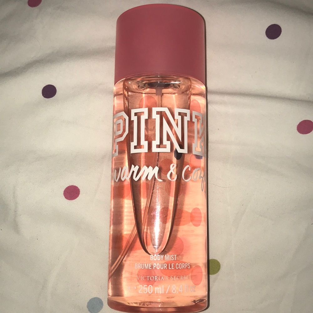 Pink body mist